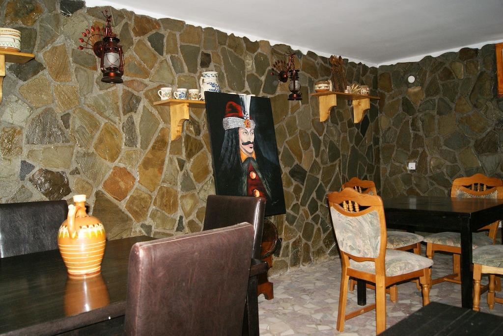 Pensiunea Bujorul Comana Extérieur photo